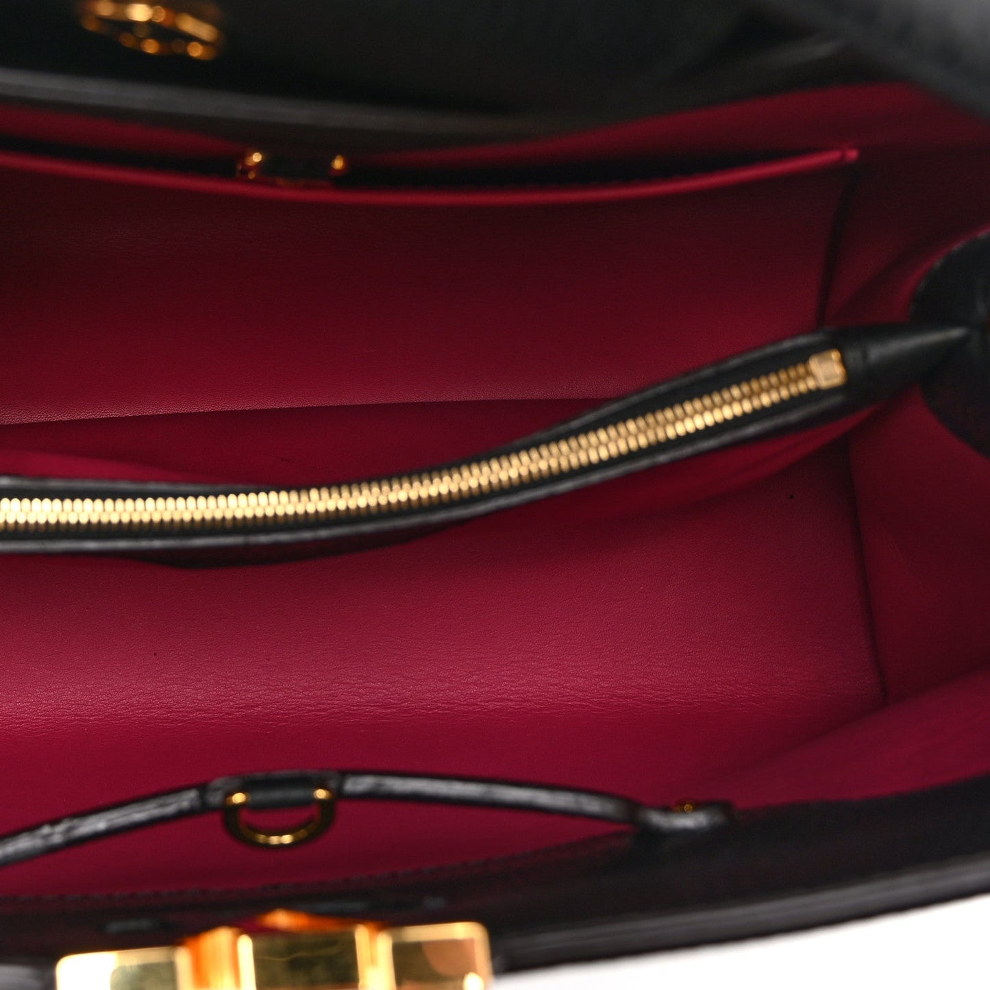 Taurillon Capucines MM Black Fuchsia