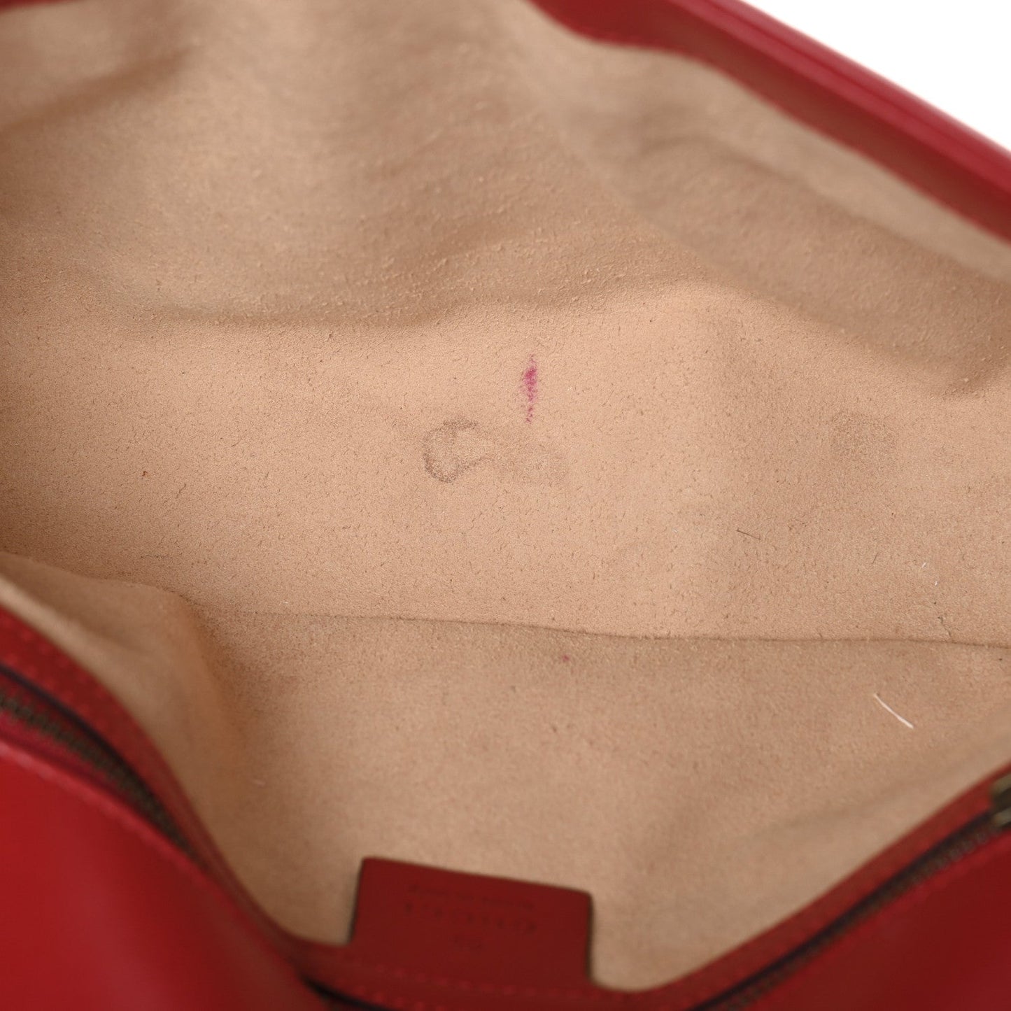 Calfskin Matelasse Small GG Marmont Shoulder Bag Hibiscus Red
