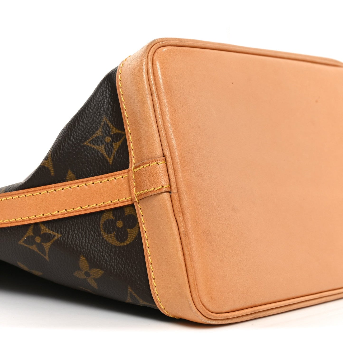 Monogram Noe BB