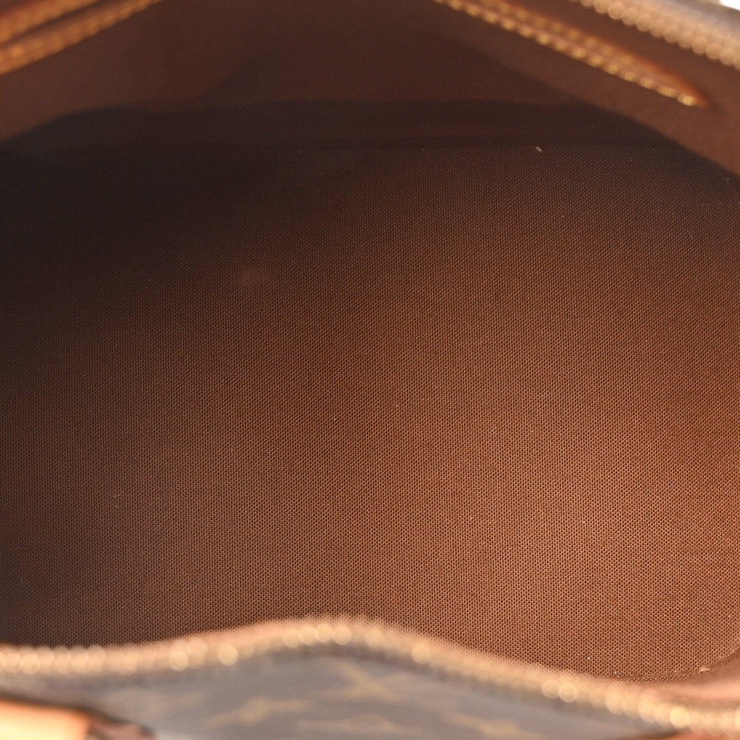 Monogram Alma PM