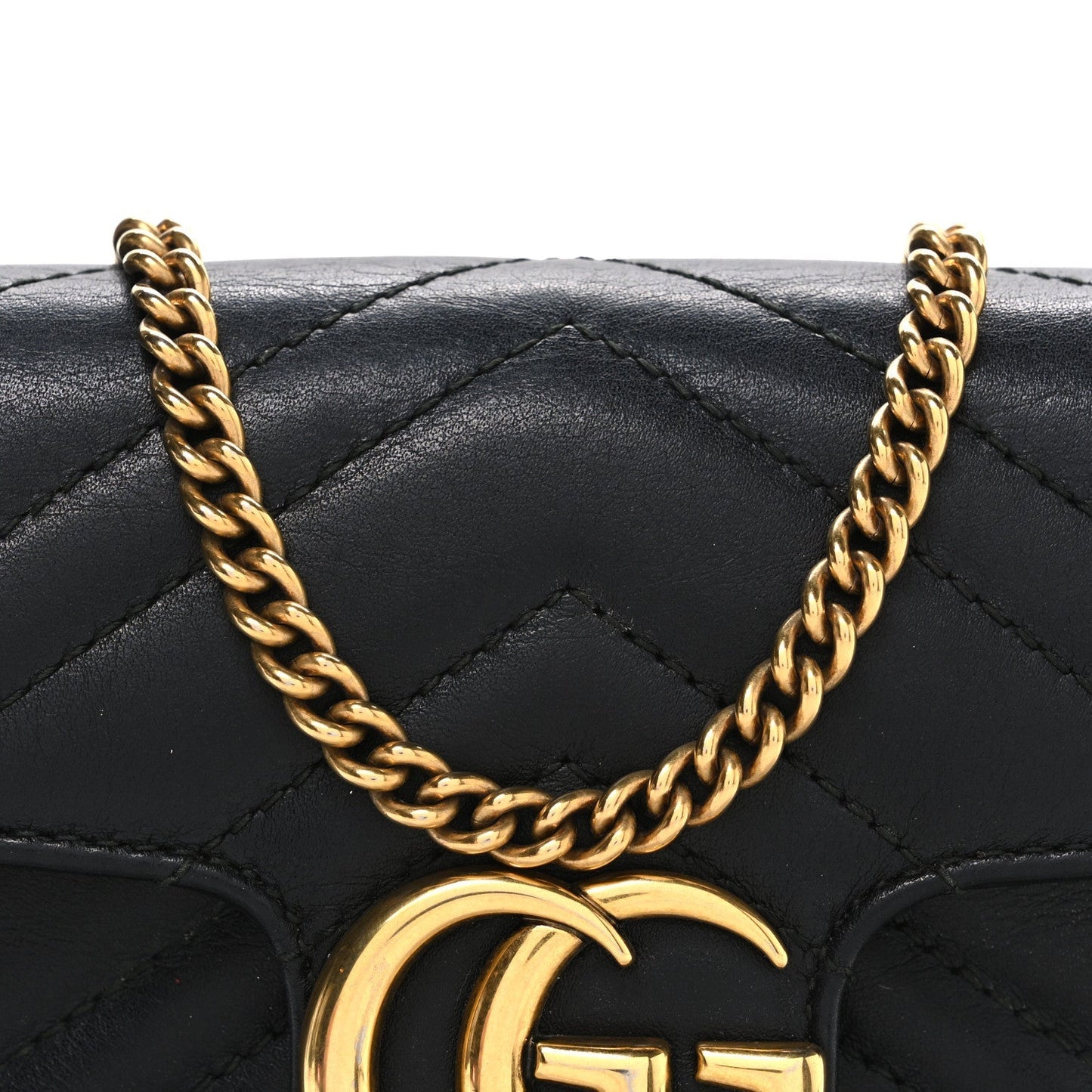 Calfskin Matelasse Super Mini GG Marmont Shoulder Bag Black