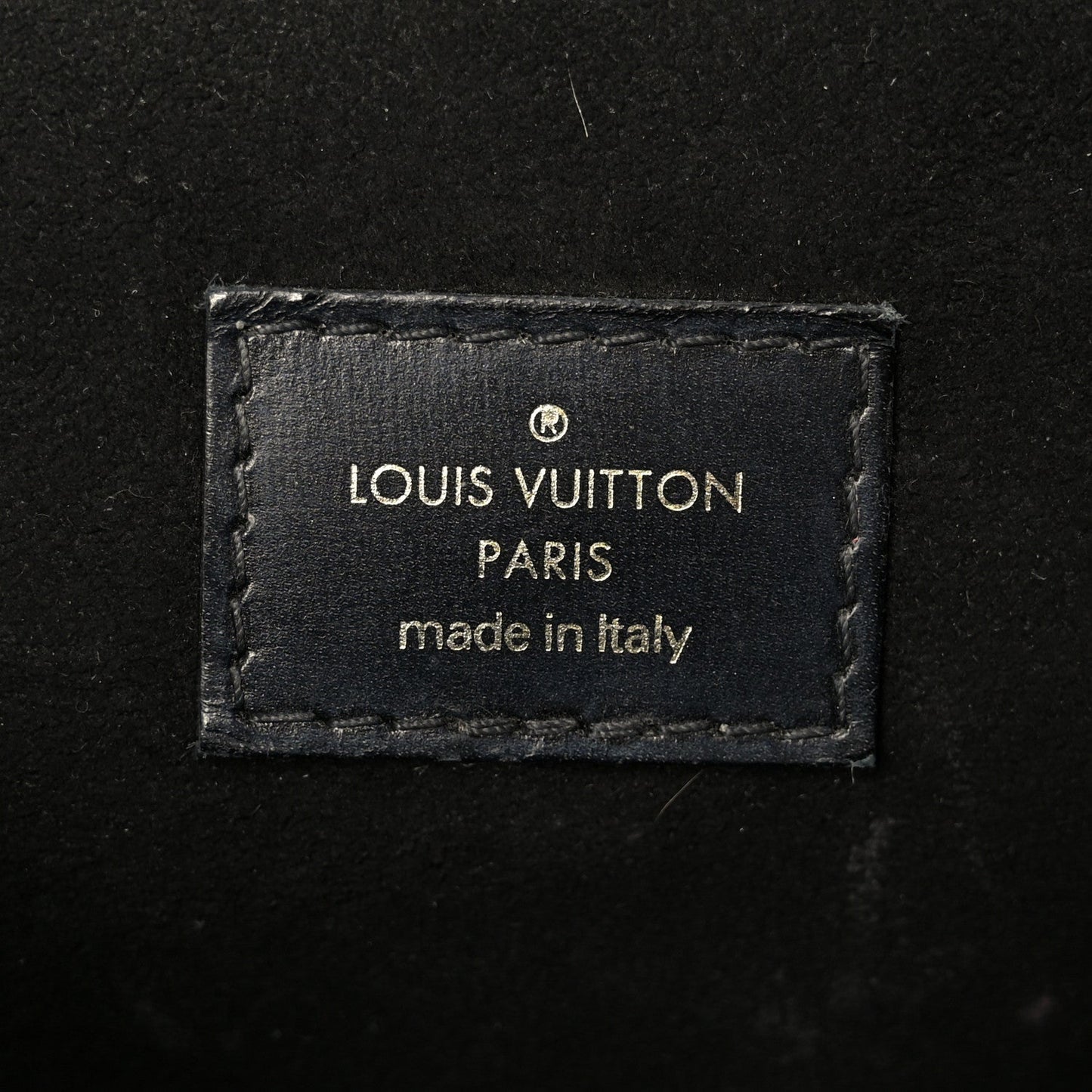 Reverse Monogram Pochette Metis
