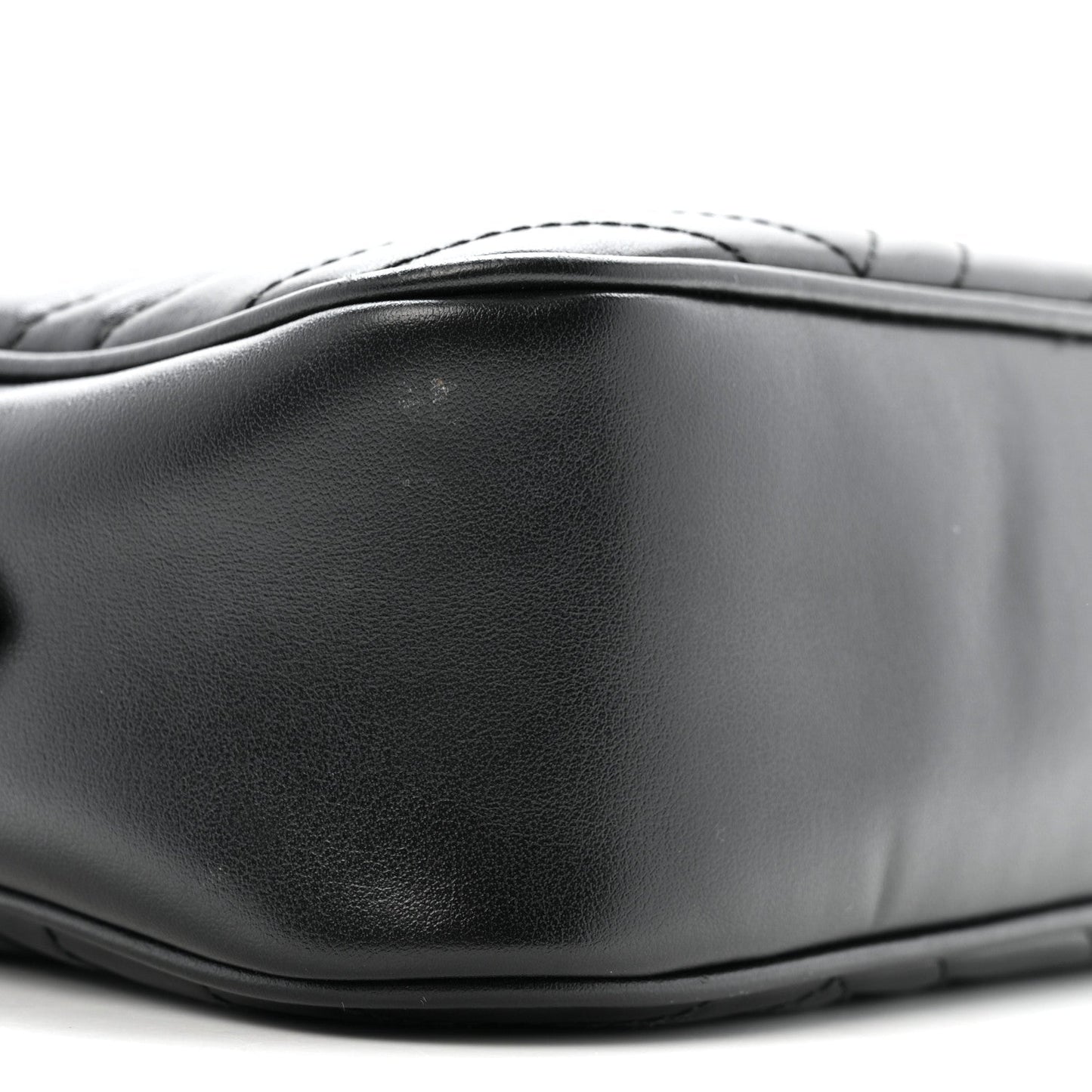 Calfskin Matelasse Monochrome Small GG Marmont Chain Shoulder Bag Black