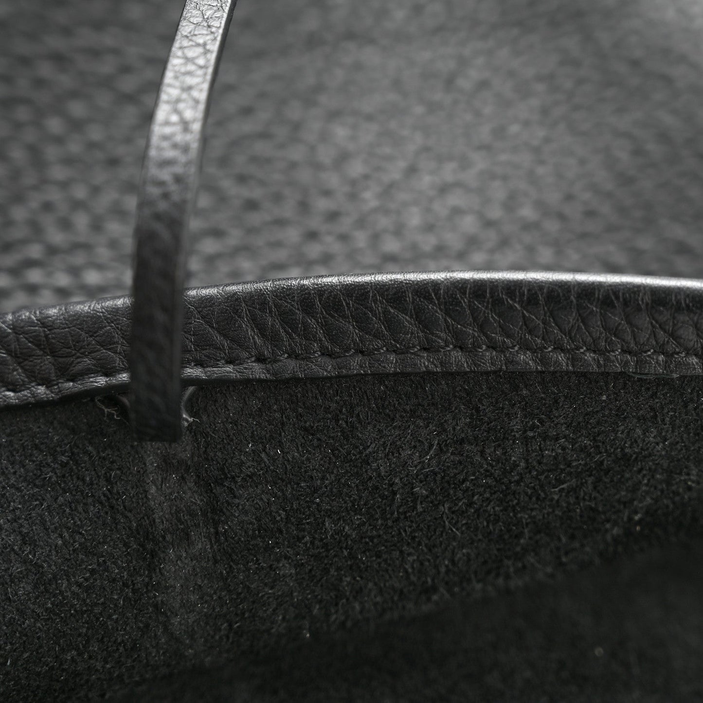 Grained Calfskin Medium N/S Park Tote Black