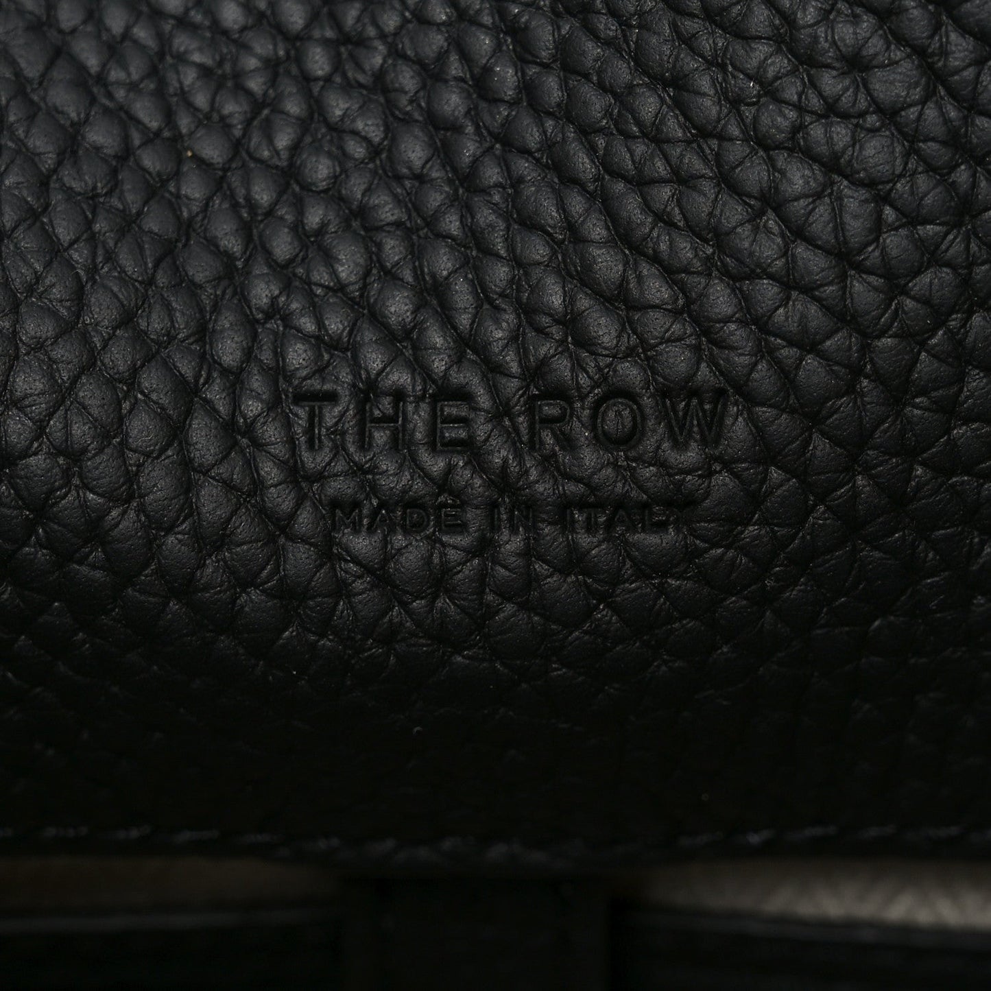 Matte Grained Calfskin Soft Margaux 15 Black