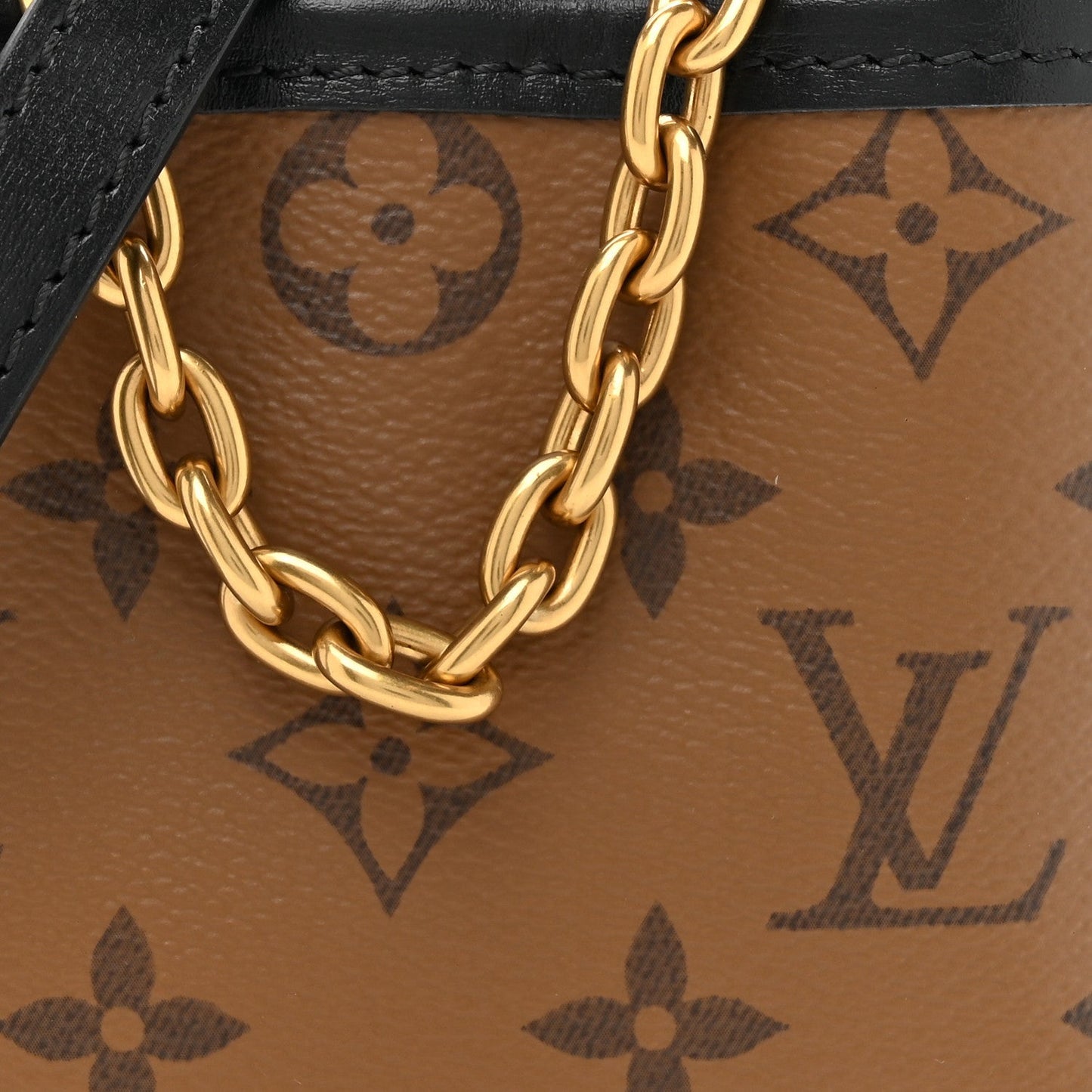 Reverse Monogram Noe Purse
