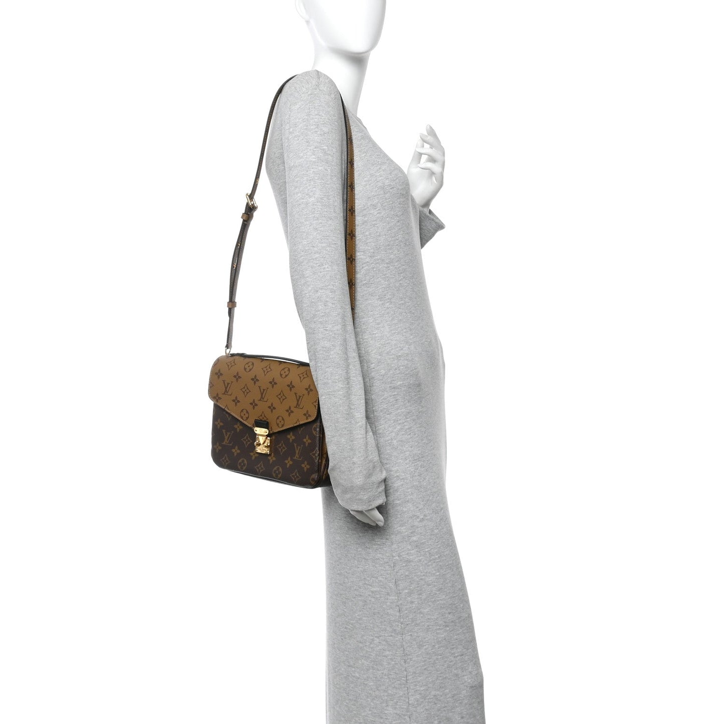 Reverse Monogram Pochette Metis