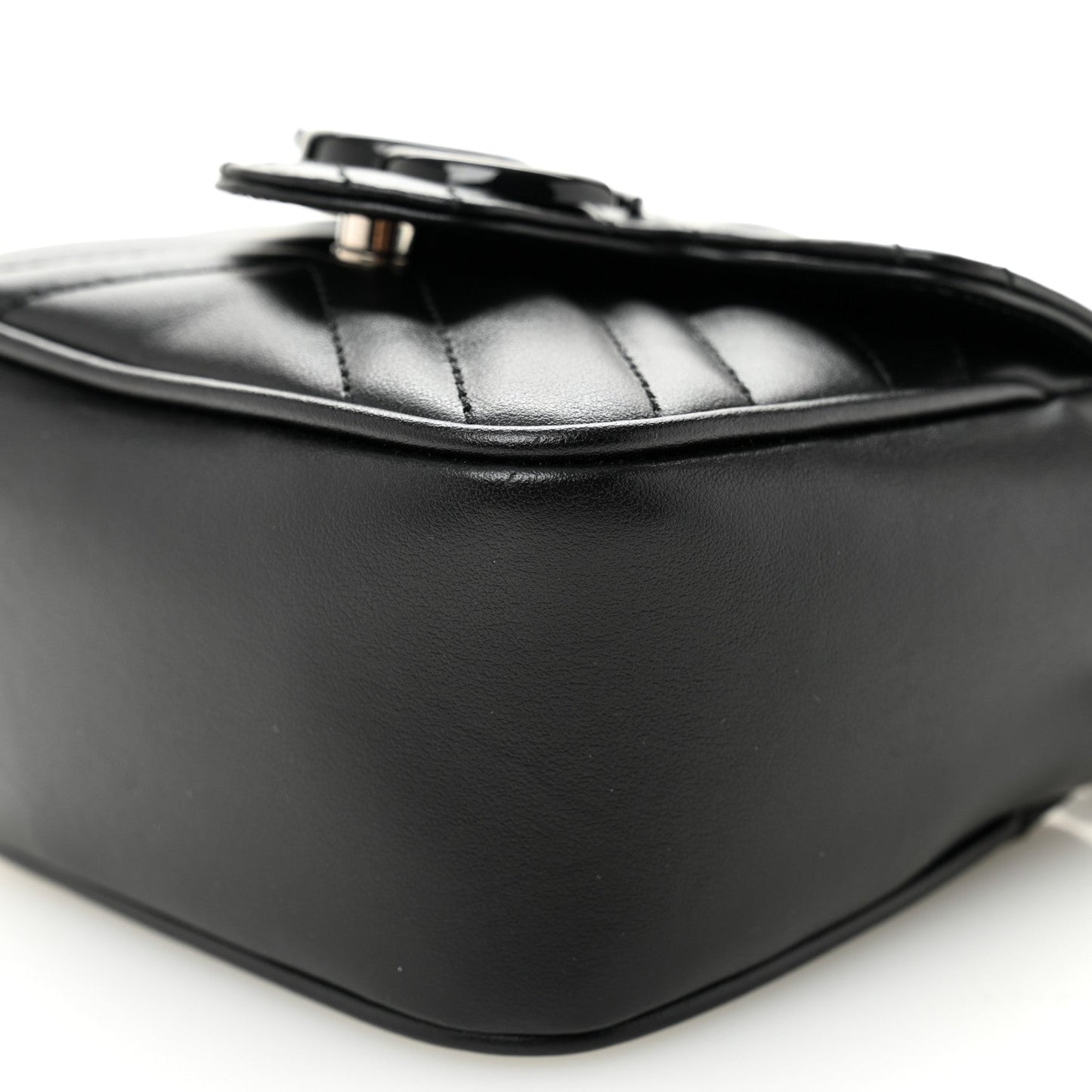 Calfskin Matelasse Monochrome GG Marmont Chain Mini Belt Bag Black