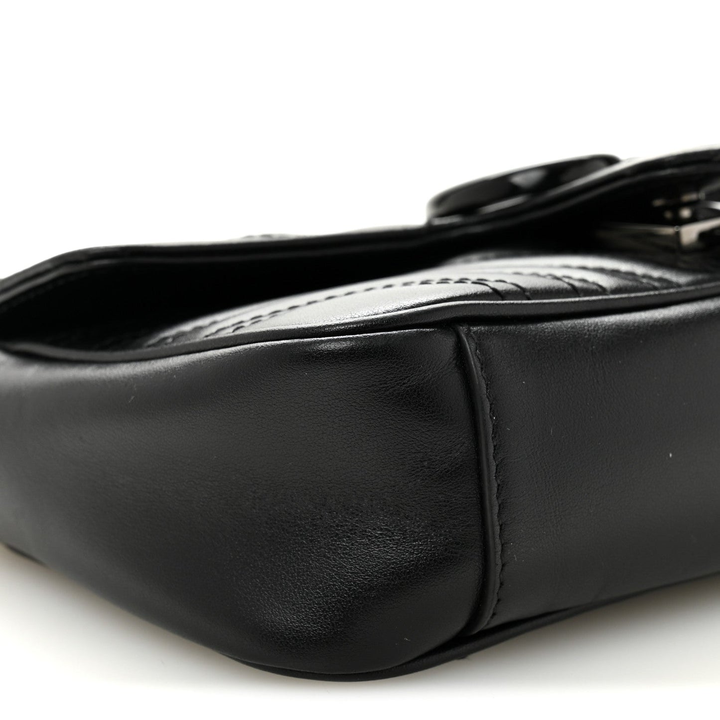 Calfskin Matelasse Monochrome Mini GG Marmont Shoulder Bag Black