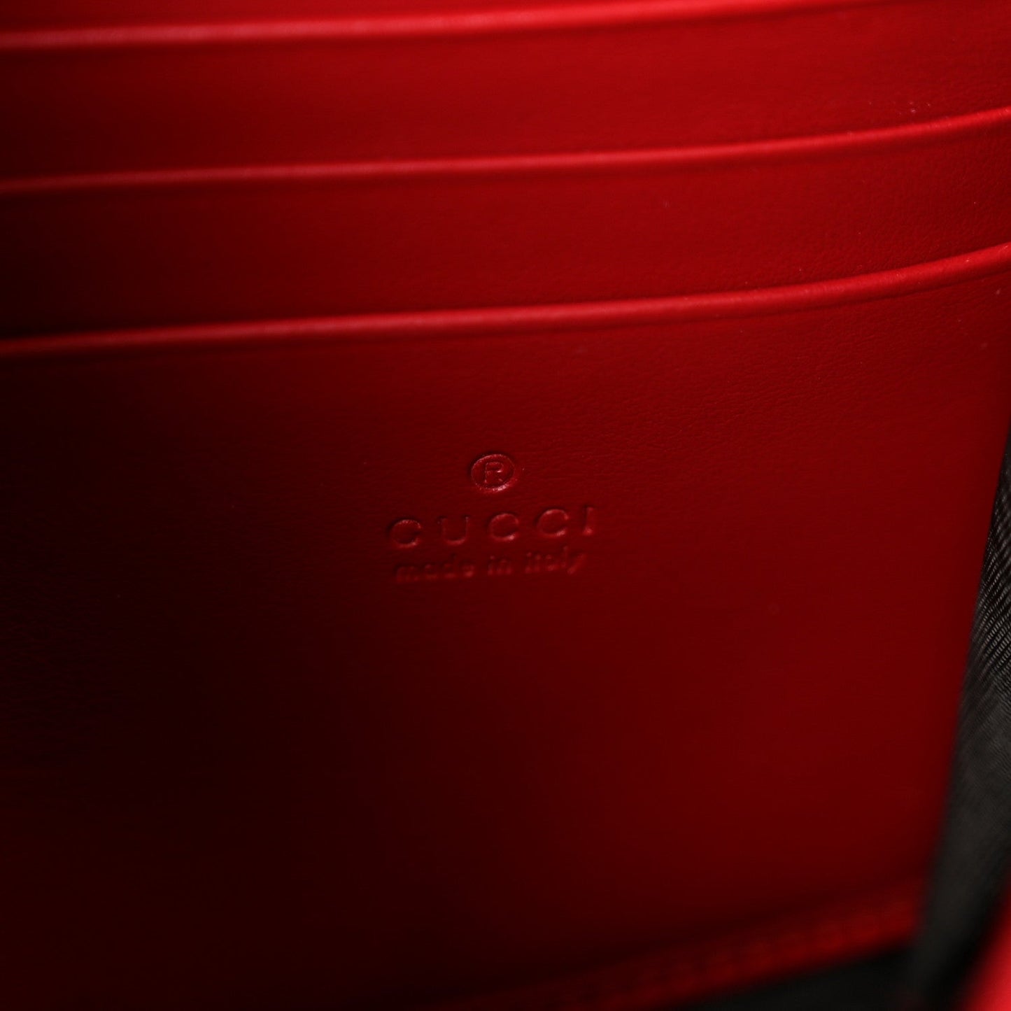 Calfskin Matelasse GG Marmont Chain Wallet Hibiscus Red