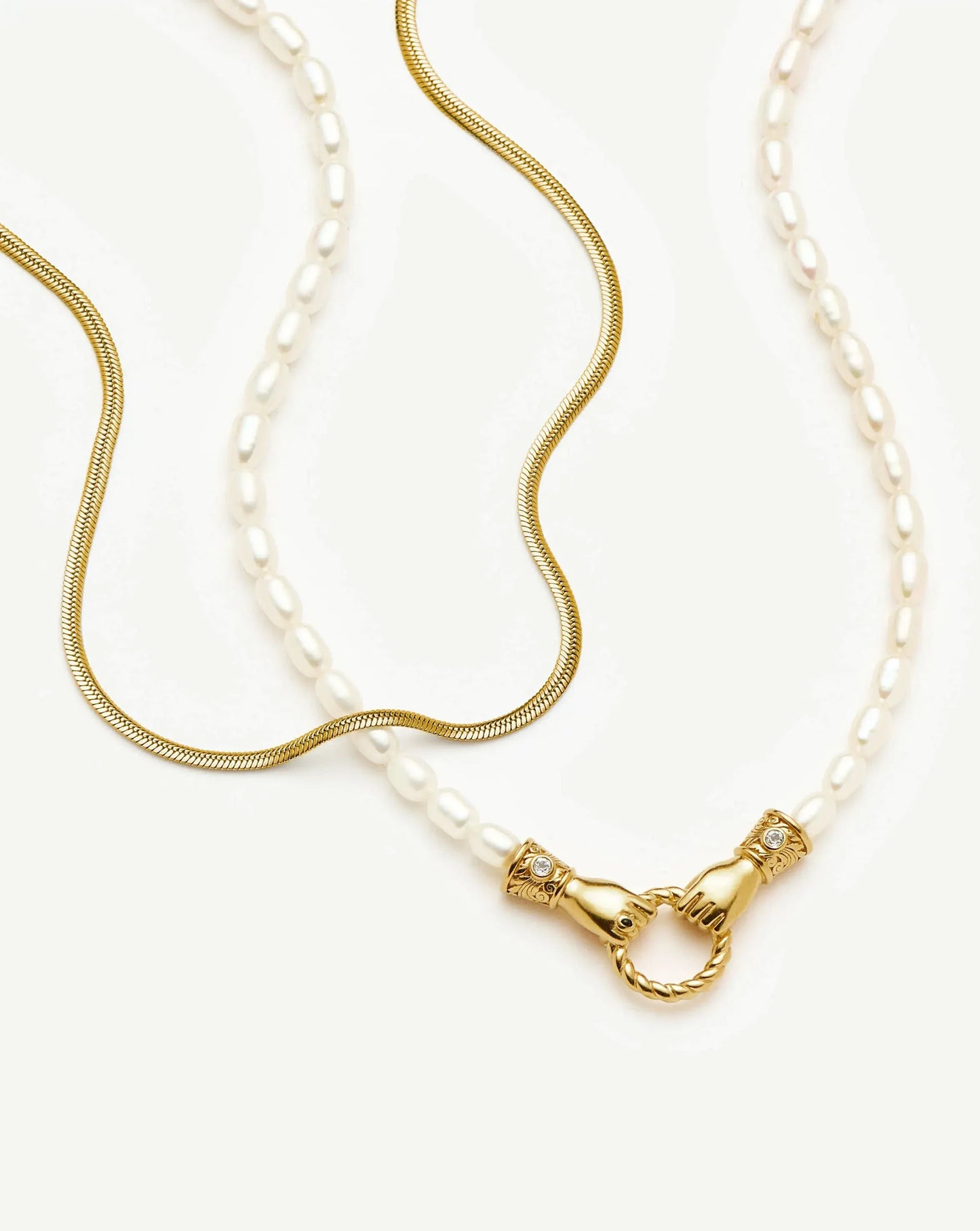 The In Good Hands Necklace Set