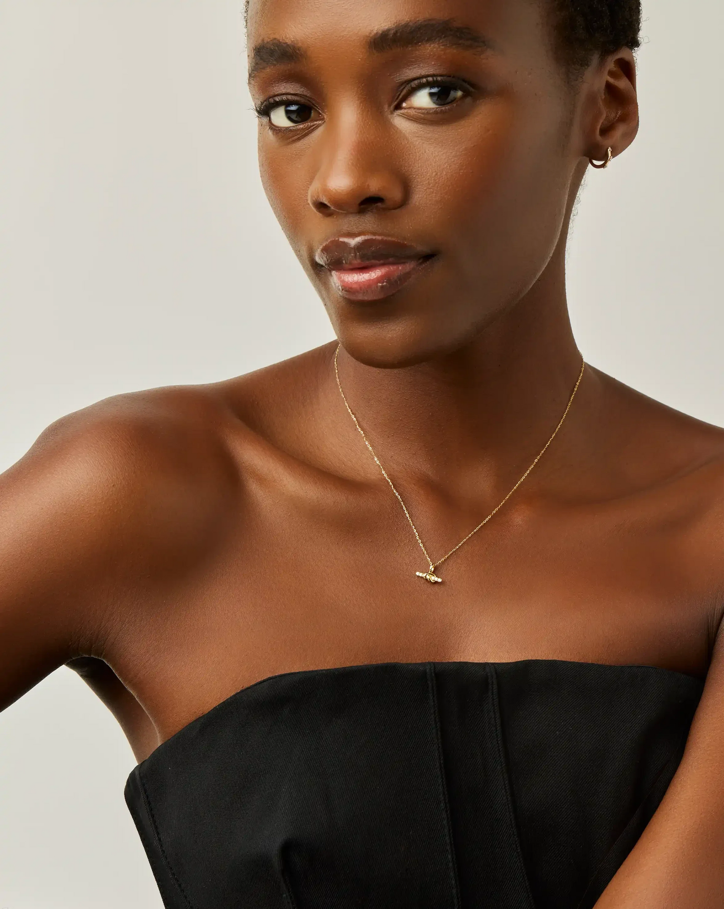 Lucy Williams Solid Gold Diamond T-Bar Pendant Necklace | 14k Solid Gold/Lab Grown Diamonds