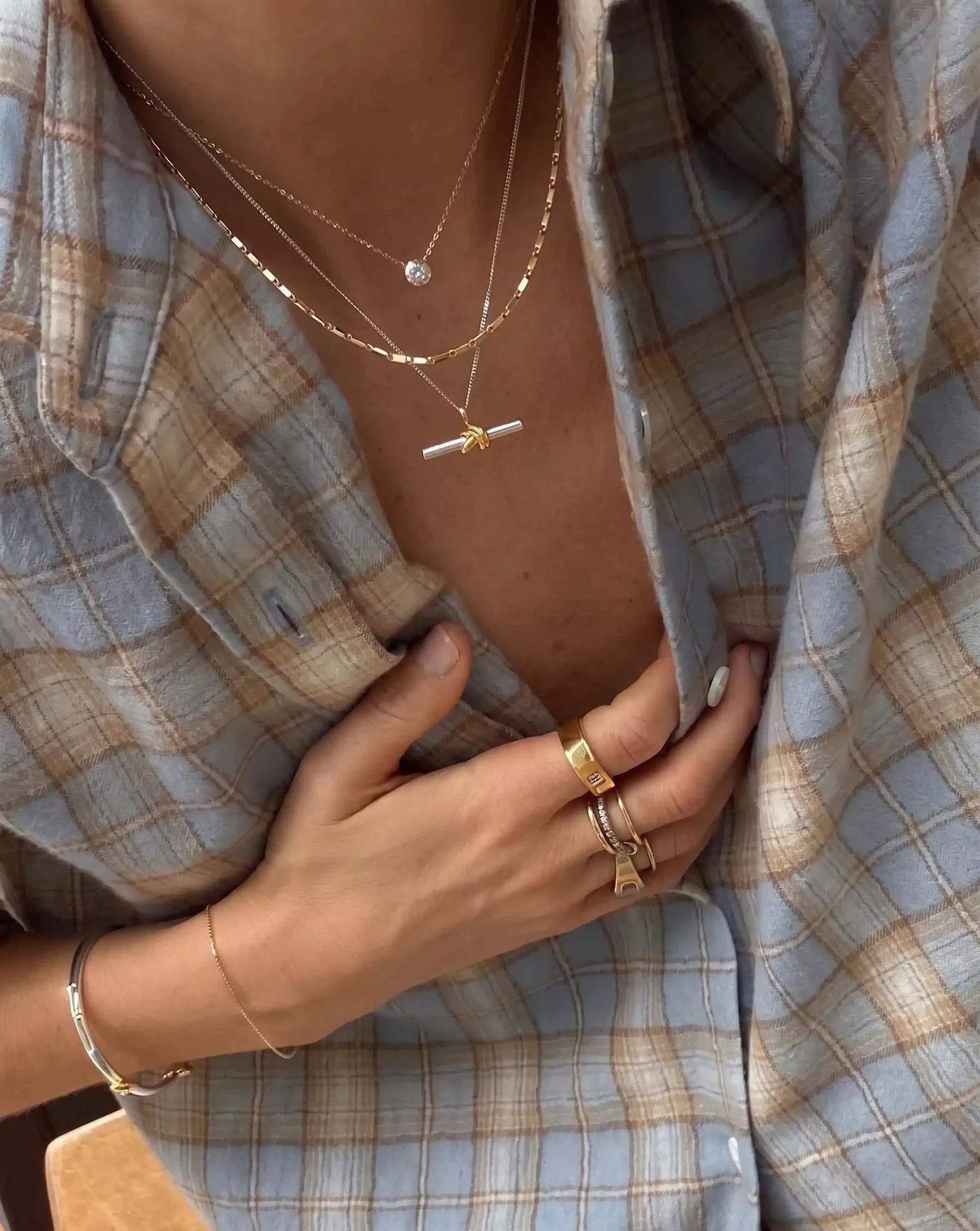 Lucy Williams T-Bar Knot Pendant Necklace | Mixed Metal