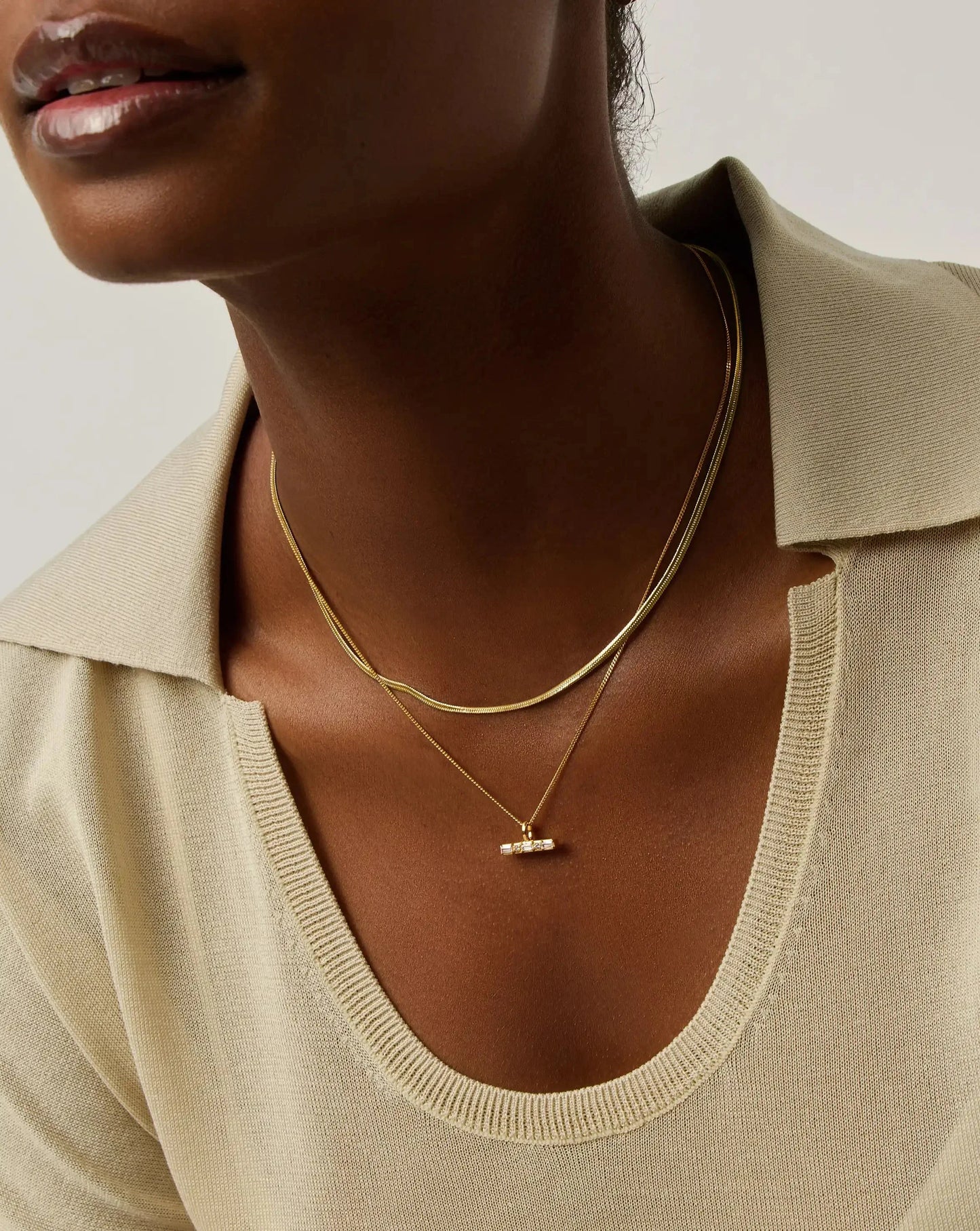 The Day-to-Night Necklace Set