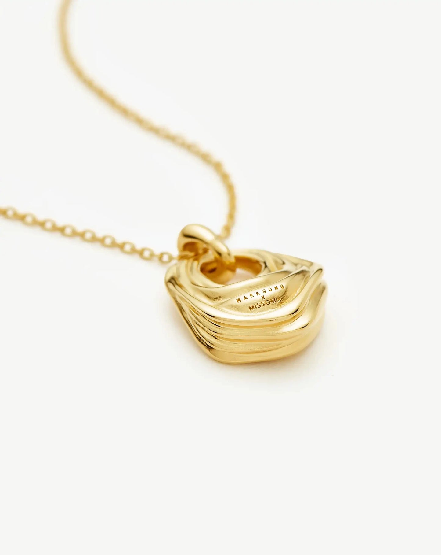 MARKGONG Draped Pendant Necklace | 18k Gold Plated