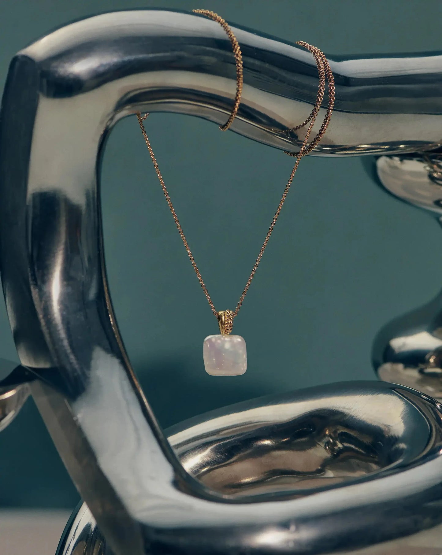 Square Pearl Baya Pendant Necklace | 18k Gold Vermeil/Pearl